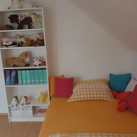 Ubytovani Se Zahradou V Prijemnem Prostredi Vakantiehuis