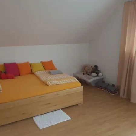 Ubytovani Se Zahradou V Prijemnem Prostredi 度假居 Tuchomerice